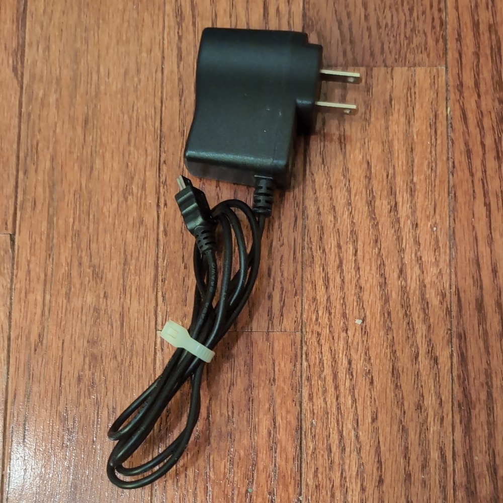USB Mini B AC/DC Adapter Wall Charger Model Number SK02G-0300020U